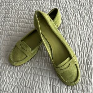 Suede fashion loafer